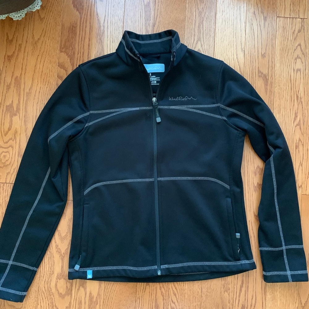 Wind River womens jacket size Small